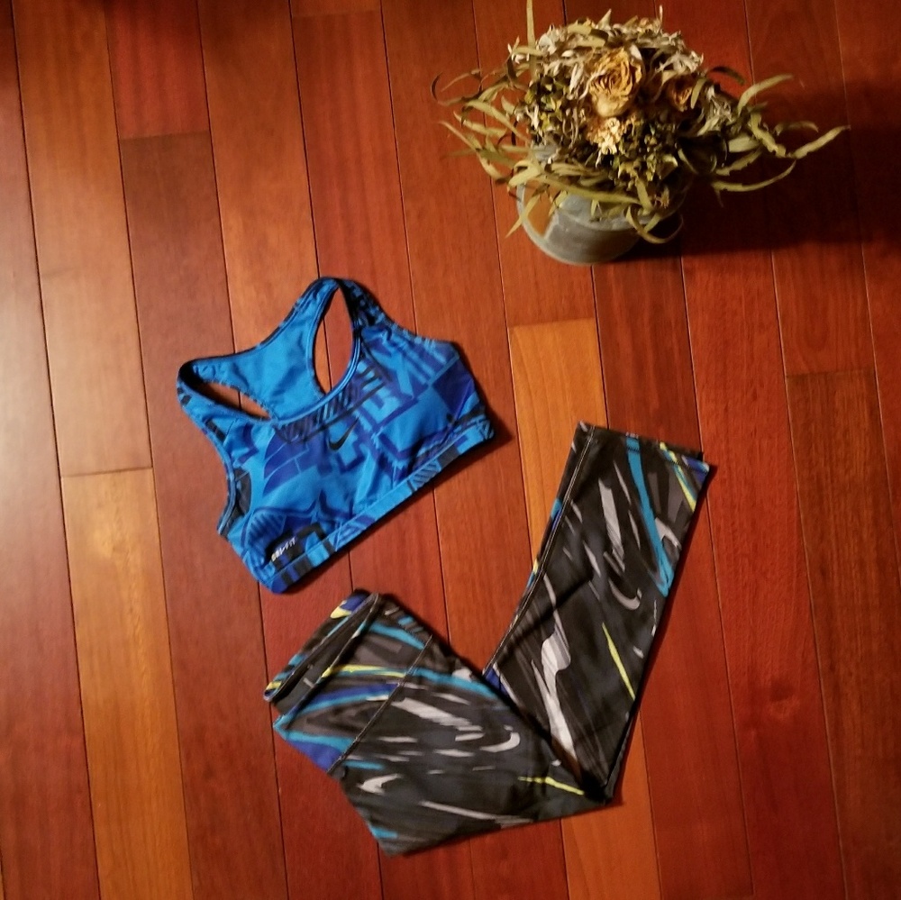 Fabletics Capris